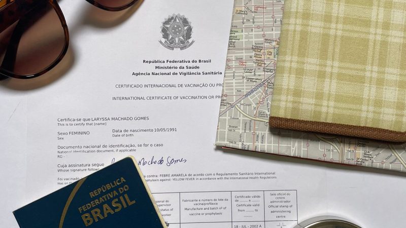 Preciso tirar o Certificado Internacional de Vacinação contra a Febre Amarela para viajar?